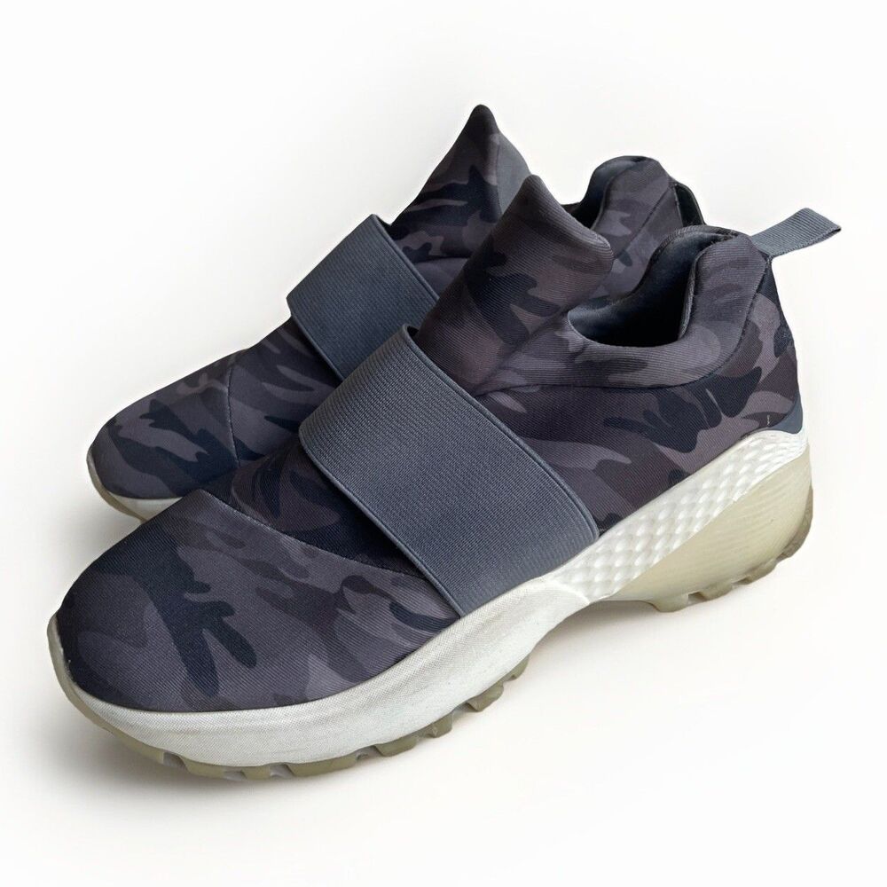 J/Slides Grey Camouflage Slip‎ On Round Toe Sneakers Shoes Size 6 Camo *READ